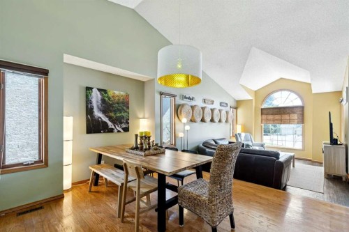 111 Scenic Ridge Court Nw, Calgary, AB - Indoor Photo Showing Other Room