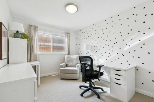 52 Beddington Circle, Calgary, AB - Indoor