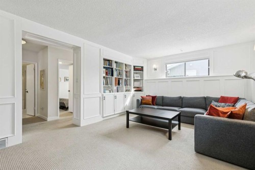 52 Beddington Circle, Calgary, AB - Indoor Photo Showing Living Room