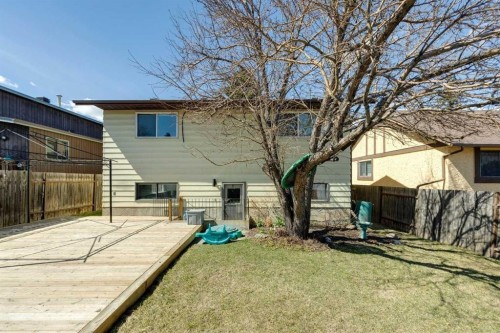 52 Beddington Circle, Calgary, AB - Outdoor With Exterior
