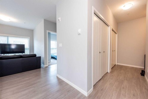 116-4350 Seton Drive Se, Calgary, AB - Indoor