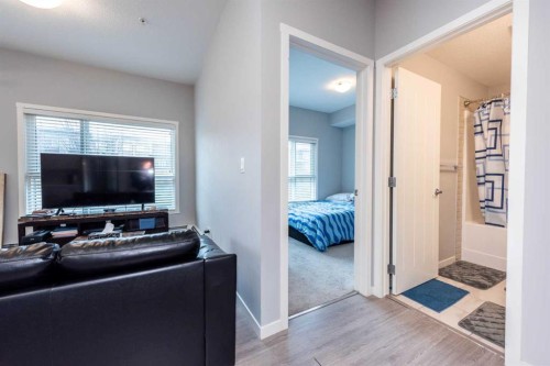 116-4350 Seton Drive Se, Calgary, AB - Indoor