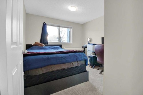 4122-4975 130 Avenue Se, Calgary, AB - Indoor Photo Showing Bedroom