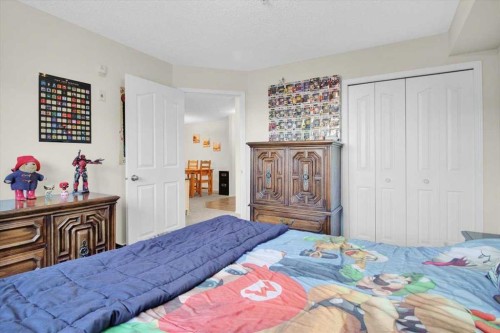 4122-4975 130 Avenue Se, Calgary, AB - Indoor Photo Showing Bedroom