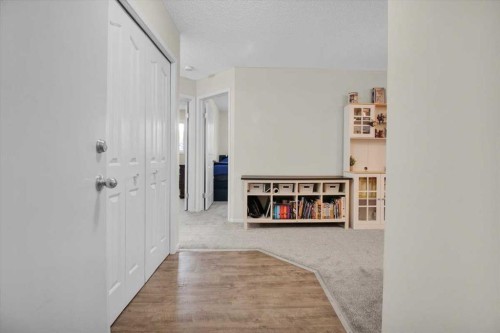 4122-4975 130 Avenue Se, Calgary, AB - Indoor Photo Showing Other Room