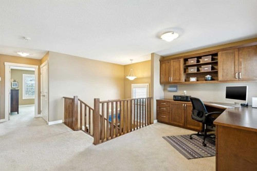 325 Evanspark Circle Nw, Calgary, AB - Indoor Photo Showing Office