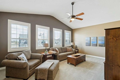 325 Evanspark Circle Nw, Calgary, AB - Indoor Photo Showing Living Room