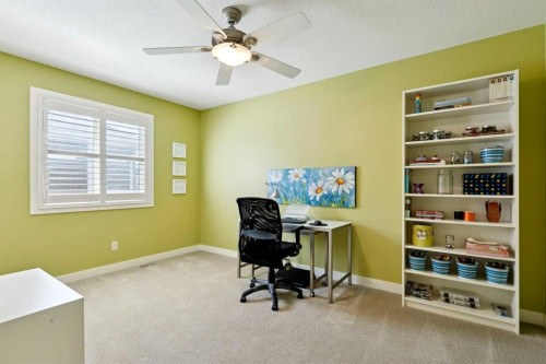 325 Evanspark Circle Nw, Calgary, AB - Indoor Photo Showing Office