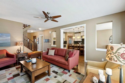 325 Evanspark Circle Nw, Calgary, AB - Indoor Photo Showing Living Room