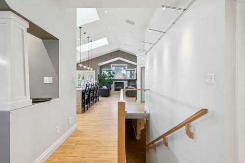 367 Discovery Place Sw, Calgary, AB - Indoor Photo Showing Other Room