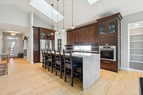 367 Discovery Place Sw, Calgary, AB - Indoor