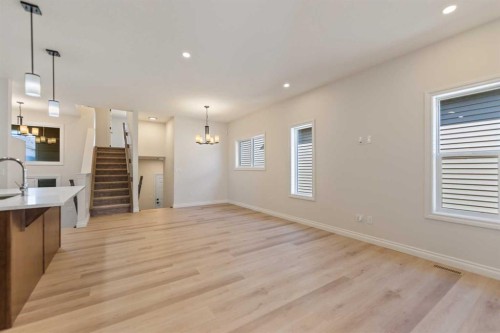 90 Homestead Circle Ne, Calgary, AB - Indoor