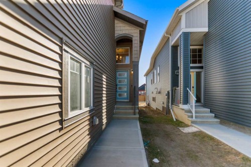 90 Homestead Circle Ne, Calgary, AB - Outdoor