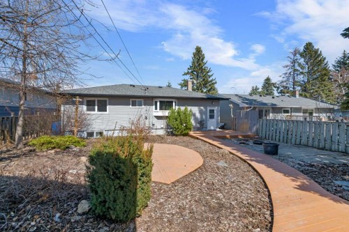 803 94 Avenue Sw, Calgary, AB - Outdoor