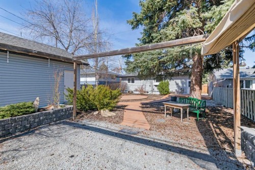 803 94 Avenue Sw, Calgary, AB - Outdoor