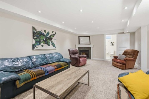 3308 Lakeside Crescent Sw, Calgary, AB 