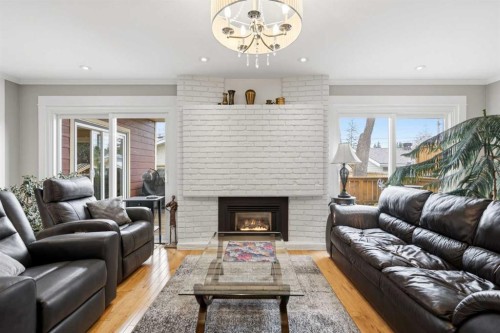 3308 Lakeside Crescent Sw, Calgary, AB 