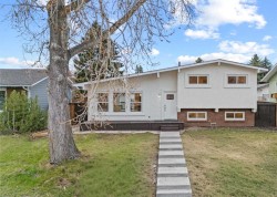 212 Queen Anne Road SE Calgary, AB T2J 4S7