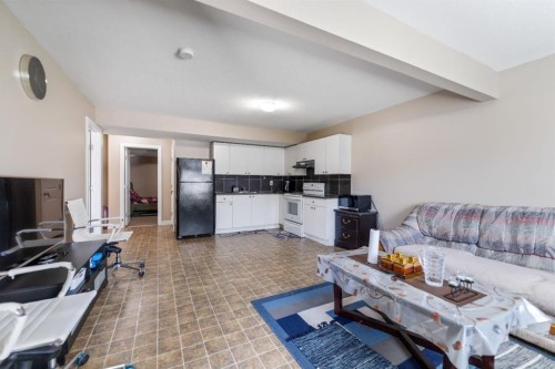 130 Brightonwoods Grove Se, Calgary, AB - Indoor