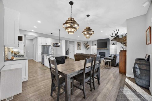 10 Bishop Circle, Carstairs, AB - Indoor Photo Showing Dining Room