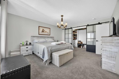 10 Bishop Circle, Carstairs, AB - Indoor Photo Showing Bedroom