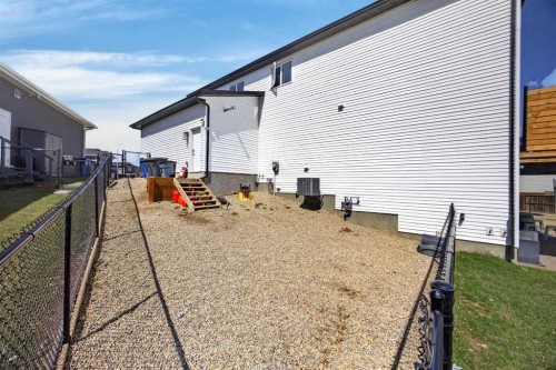 10 Bishop Circle, Carstairs, AB - Outdoor With Exterior