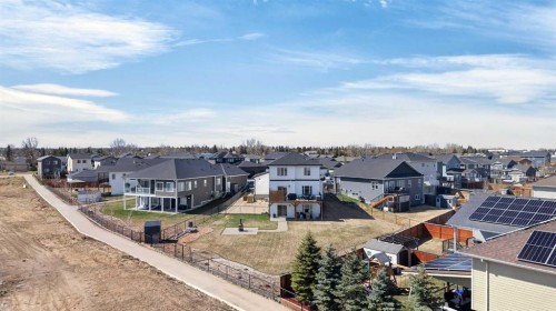 10 Bishop Circle, Carstairs, AB - Outdoor With View
