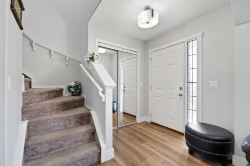 248 Taracove Road Ne, Calgary, AB - Indoor Photo Showing Other Room