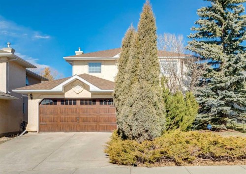 83 Gleneagles Close, Cochrane, AB - Outdoor