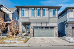 9 Mist Mountain Rise Okotoks, AB T1S 5P6