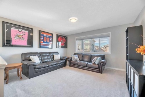 9 Mist Mountain Rise, Okotoks, AB - Indoor Photo Showing Living Room