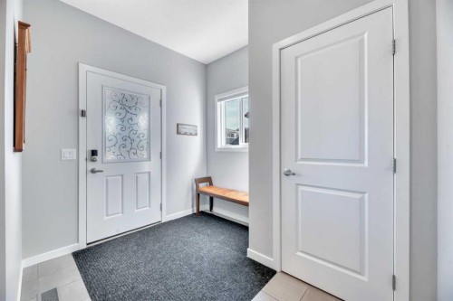 9 Mist Mountain Rise, Okotoks, AB - Indoor Photo Showing Other Room