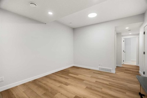 192 Belmont Place Sw, Calgary, AB - Indoor Photo Showing Other Room