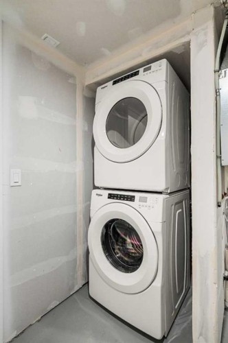 192 Belmont Place Sw, Calgary, AB - Indoor Photo Showing Laundry Room