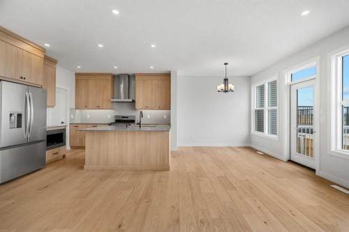 192 Belmont Place Sw, Calgary, AB - Indoor Photo Showing Kitchen