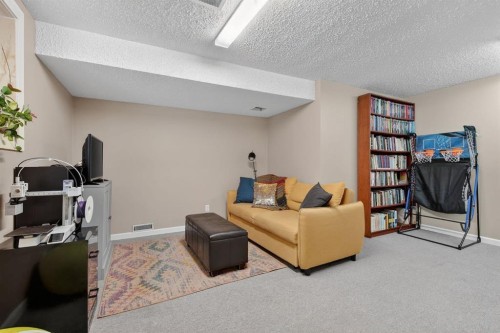 161 Midbend Place Se, Calgary, AB - Indoor
