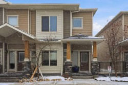 86 Cougar Ridge Landing SW Calgary, AB T3H 0X8