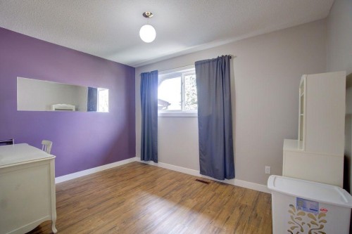 5338 5 Street West, Claresholm, AB - Indoor