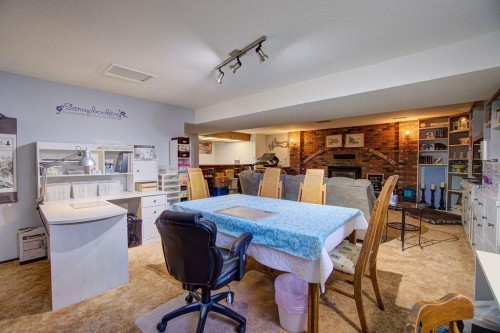 5338 5 Street West, Claresholm, AB - Indoor