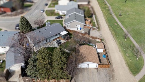5338 5 Street West, Claresholm, AB - Outdoor With View