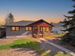 70 Wimbledon Crescent SW Calgary, AB T3C 3J1