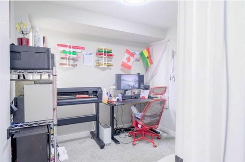 6923 Laguna Way Ne, Calgary, AB - Indoor