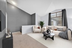 205-27 Everridge Square SW Calgary, AB T2Y 5J7