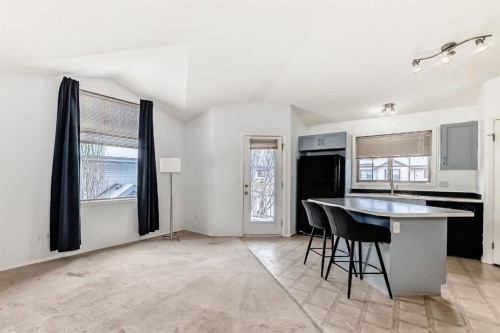205-27 Everridge Square Sw, Calgary, AB - Indoor