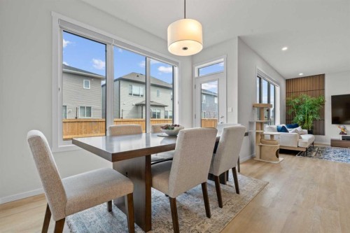 12 Southwinds Common Sw, Airdrie, AB - Indoor Photo Showing Dining Room