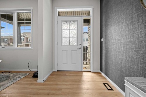 12 Southwinds Common Sw, Airdrie, AB - Indoor Photo Showing Other Room