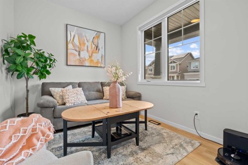 12 Southwinds Common Sw, Airdrie, AB - Indoor