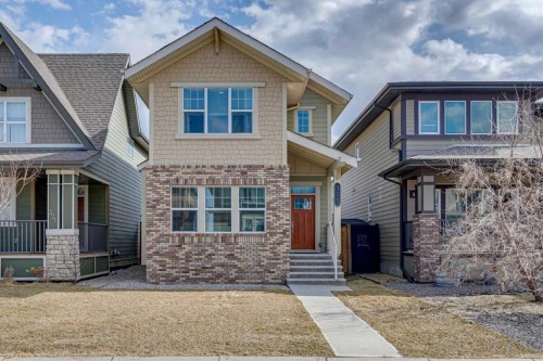 325 Marquis Heights Se, Calgary, AB - Outdoor With Facade