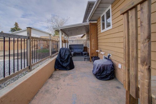 47 Willow Road, Claresholm, AB - Outdoor With Deck Patio Veranda With Exterior