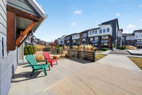 8 Walden Walk Se, Calgary, AB - Indoor Photo Showing Bathroom